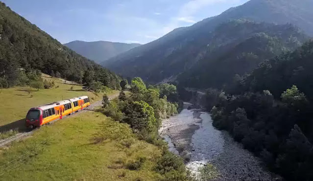 Tren de las Piñas - Chemins de Fer de Provence