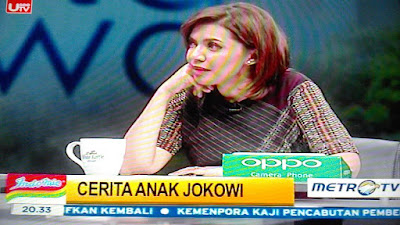 Najwa Shihab Pakai Baju Bahan Kain Ulos Batak (Ragi Hotang) di Acara Mata Najwa "Cerita Anak Jokowi" MetroTV