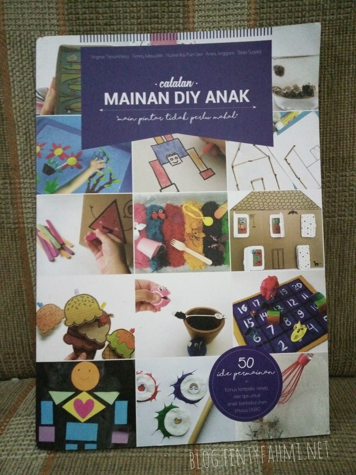 Penampakan bukunya