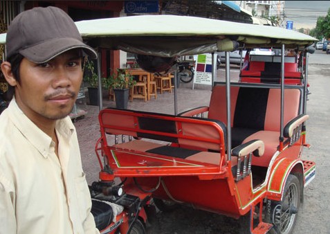 Tuk-Tuk Group Says Licadho Edited Bus Driver Attack Video