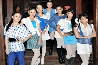 Biodata 7 Icon Lengkap - Foto Girls Band Indonesia 3