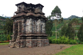 Daftar  Candi Dieng Lengkap, Sejarah, Penemu dan Kondisi Terkini