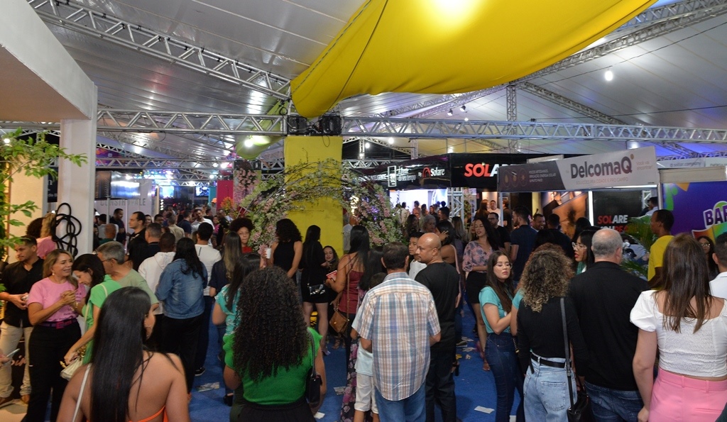 Negócios, entretenimento e prospecção de investimentos marcam a terceira noite do Festival Primavera, em Barreiras