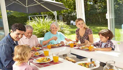 7 Alasan Makan Bersama Keluarga Itu Penting 