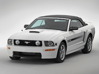 ford mustang gt cs