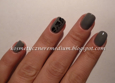 manicure, Golden Rose Grafitti, Bell Air Flow, lakier pękający, lakier do paznokci, wizaz