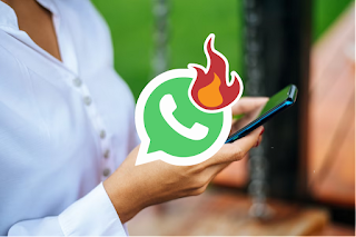 Relato Erótico : Del Whatsapp al trio con el amigo de mi marido