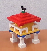 maqueta de horreo asturiano construido con piezas de lego