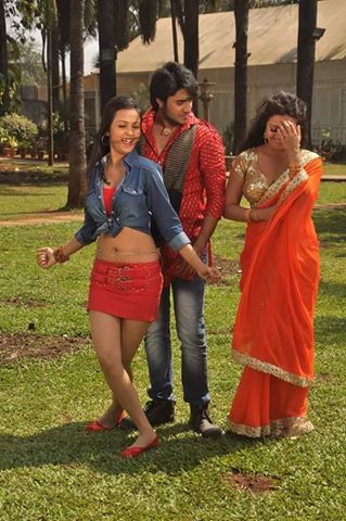 Mohini ghosh with co stars