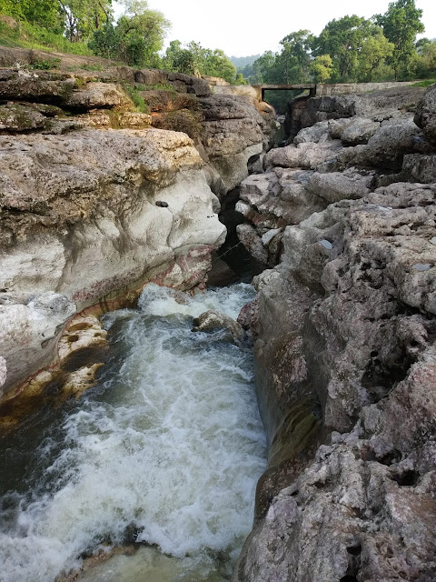 Dagona Waterfall , dagona Dindori ,दगोना वाटरफाल  डिन्डोरी  