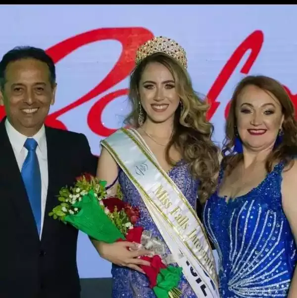 Vitória Giannecchini representante do Vale do Ribeira foi eleita Miss Falls International 2023