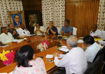 Sultanpur DM Plans For 14 Lakh Tree Plantation Uttar Pradesh