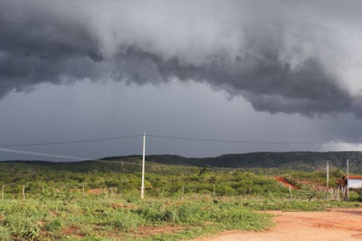 Resultado de imagem para chuva em icó