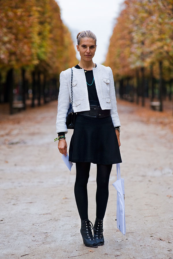 Running With The Fash Pack...Paris Fashion Week SS 2010