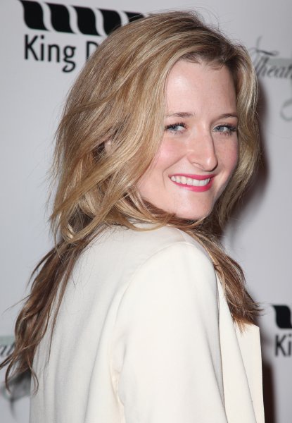 Grace Gummer Profile pictures, Dp Images, Display pics collection for whatsapp, Facebook, Instagram, Pinterest, Hi5.