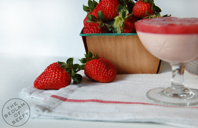 Strawberry Panna Cotta with Rhubarb Compote | The Bedlam of Beefy