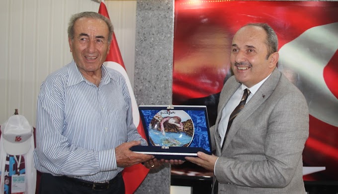 ESKİ BAKANI EKİNCİ’DEN BAŞKAN AYTEKİN’E ZİYARET
