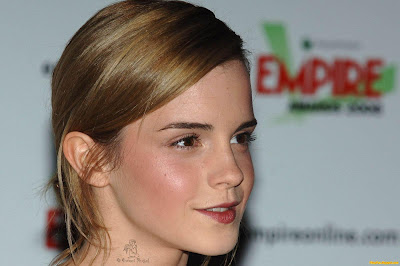 Emma_Watson_hot_FilmyFun.blogspot.com