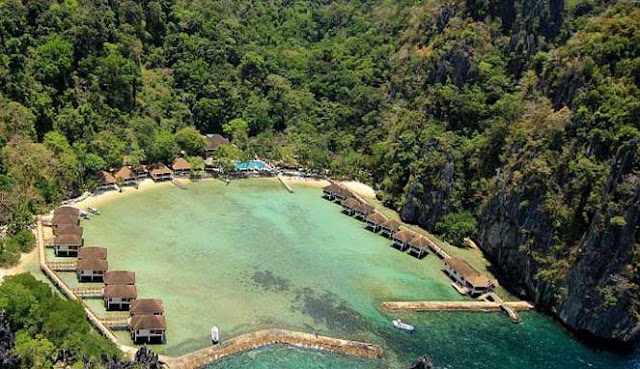  Kemasi pakaian pantai dan tabir surya Anda 10 DESTINASI PANTAI PALING POPULER DI ASIA TENGGARA 