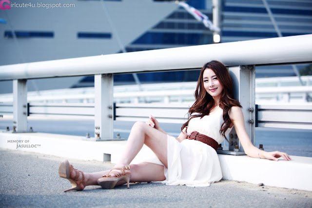 1 Eun Bin Yang - Beautiful Outdoor-very cute asian girl-girlcute4u.blogspot.com