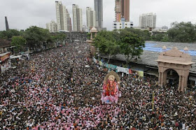 Ganpati Visarjan in Mumbai