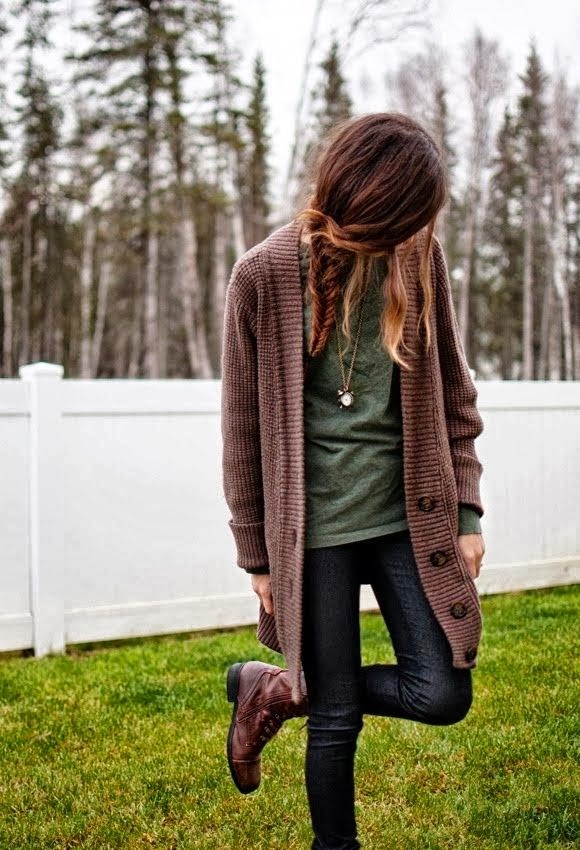 Oversized Cardigan With Skinny Jeans and Leather Boots