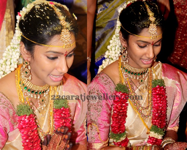 Beautiful Bride in Lovely Kundan Sets