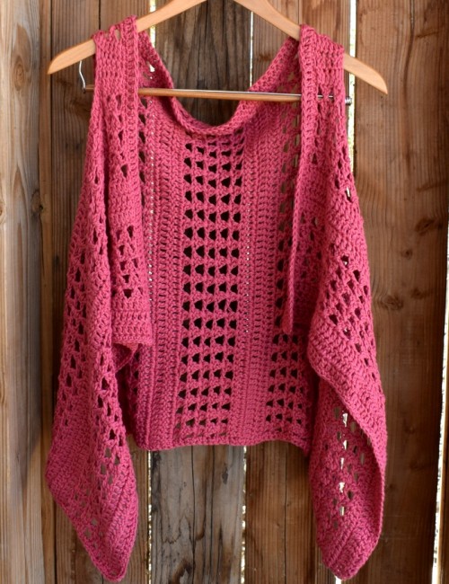 XOXO Summer Crochet Vest - Free Pattern 