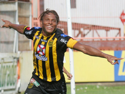 PAVON NO PROMETE GOLES PERO SI ESFUERZO...