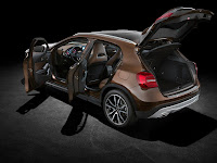 Mercedes-Benz-GLA-Class-2015-06