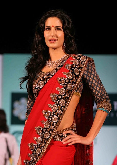 Katrina at Nakshatra Vivaah Collection Launch Wallpapers