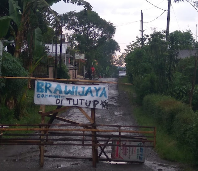 Cegah Claster Baru, Mendadak Jalan Brawijaya Kecamatan Moga di Tutup