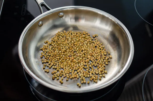 pan fry coriander seeds