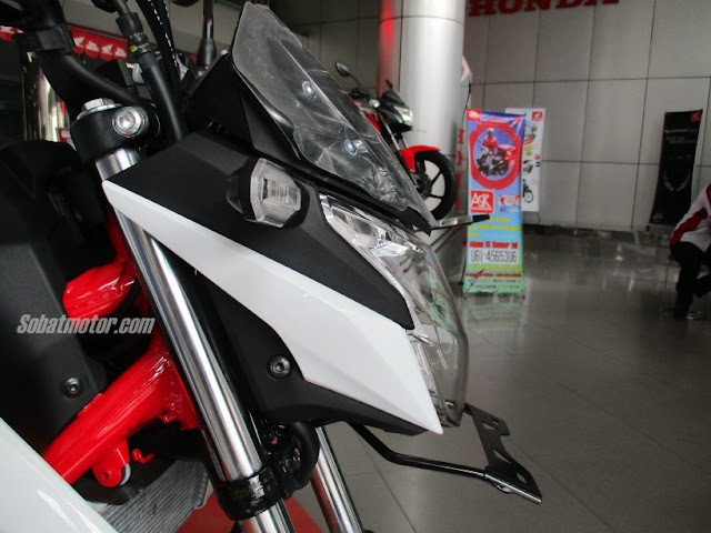 Ini dia sedikit detail dari All New Honda CB150R StreetFire Special Edition 2016 plus harganya di kota Medan . .