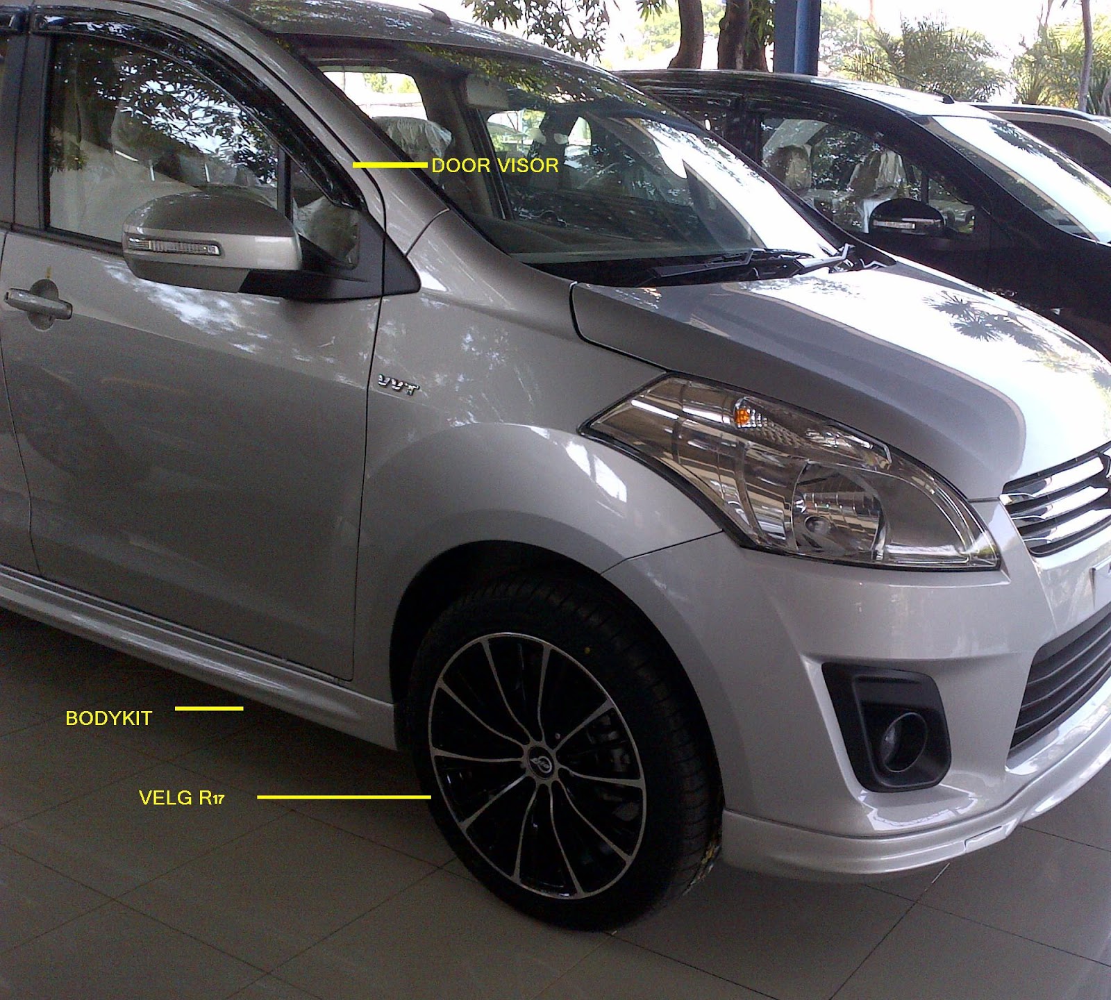 Dealer Resmi SUZUKI ERTIGA CIREBON 4 PERBEDAAN NEW ERTIGA ELEGAN