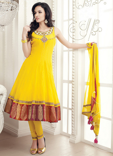 Yellow Churidar Suits www.fashion-beautyzone@blogspot.com