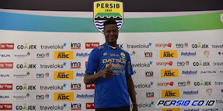 Ezechiel Mengaku Nyaman di Persib Bandung