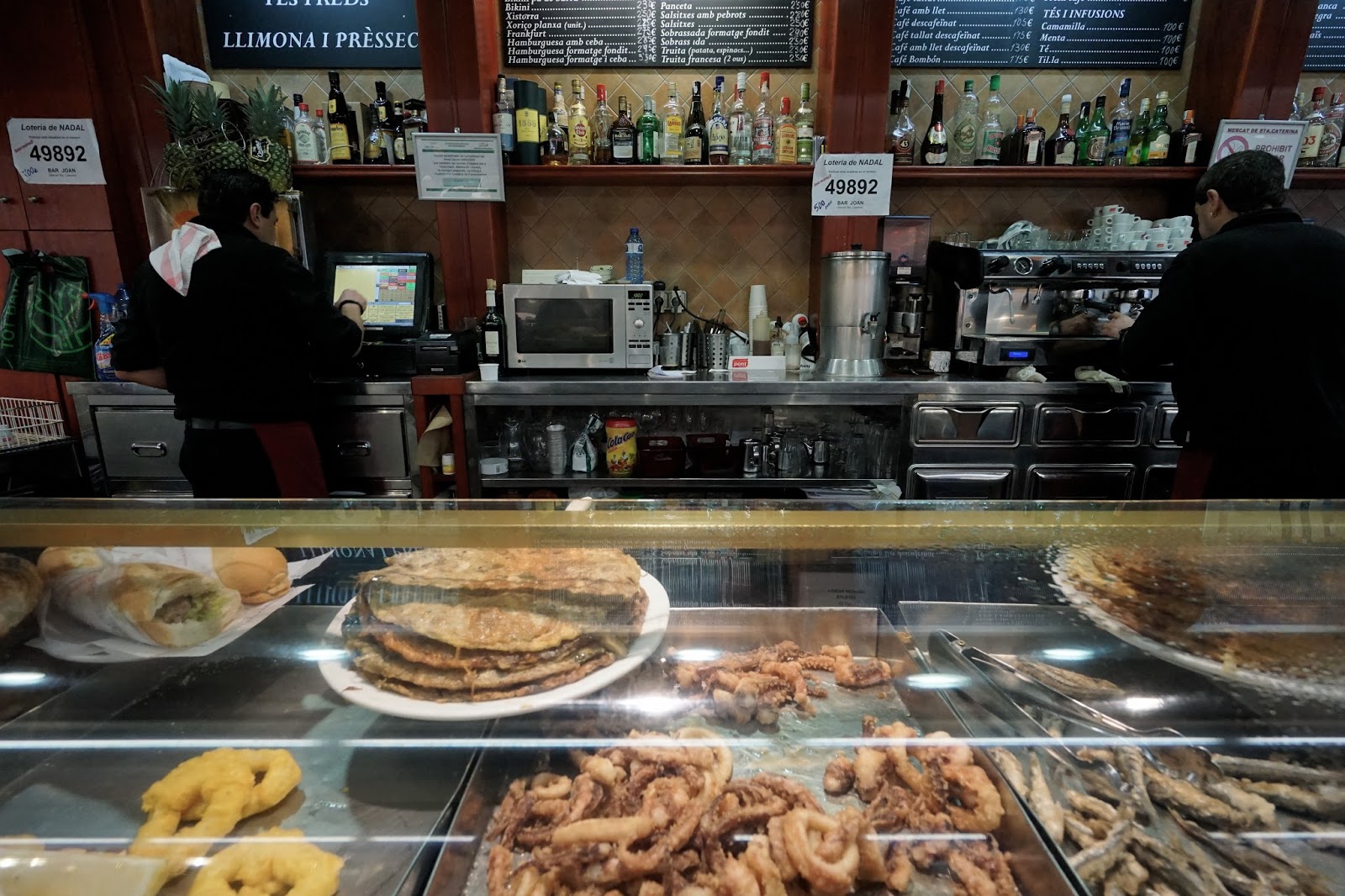 サンタ・カタリーナ市場（Mercat de Santa Caterina）