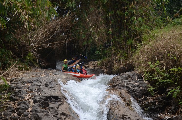 rafting Arung Jeram di Bandung-Lembang