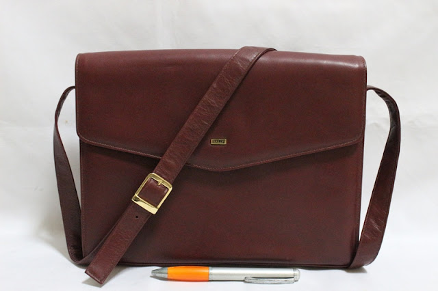 JUAL SEKEN BRANDED BALLY SELEMPANG AUTHENTIC - Rp.1.900.000