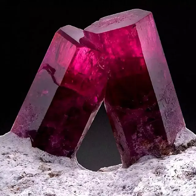 Red Beryl twin