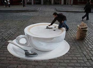 3D-Graffiti-Street-Amazing-Cup-in-Design