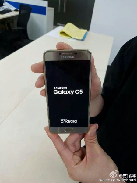 صور تكشف التصميم المعدني لهاتف سامسونج غالاكسي Samsung Galaxy C5