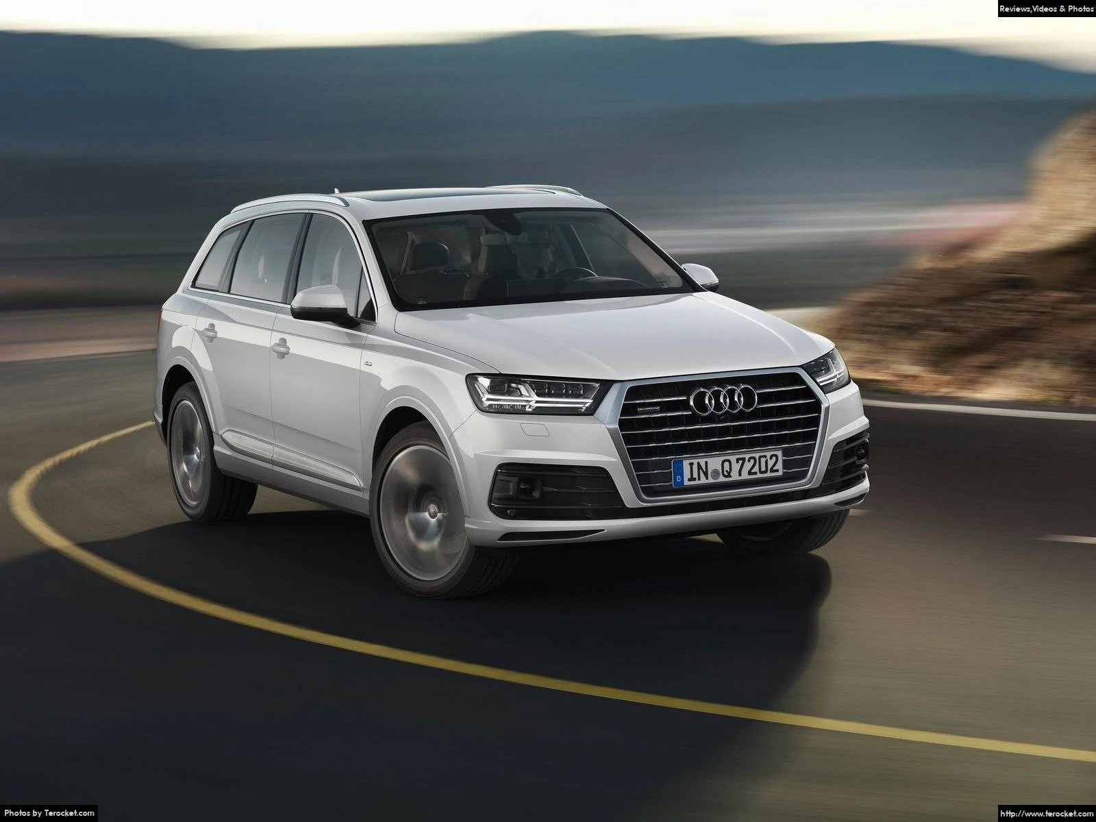 Hình ảnh xe ô tô Audi Q7 2016 & nội ngoại thất