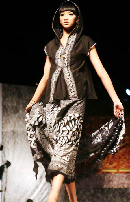 Asian fashion and style clothes in 2012 Batik  indonesia  