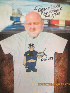 BLV police chief Toe 2 Toe luvs his new donut t-shirt.