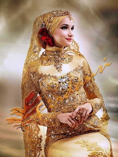 23 model kebaya pengantin muslim warna gold dan putih 