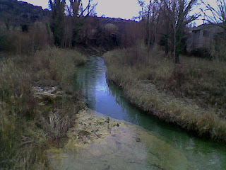 Camino Ras Vals en Castillazuelo (Somontano, Huesca, Aragón, España)