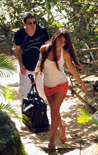 messi girlfriend beach. lionel messi girlfriend