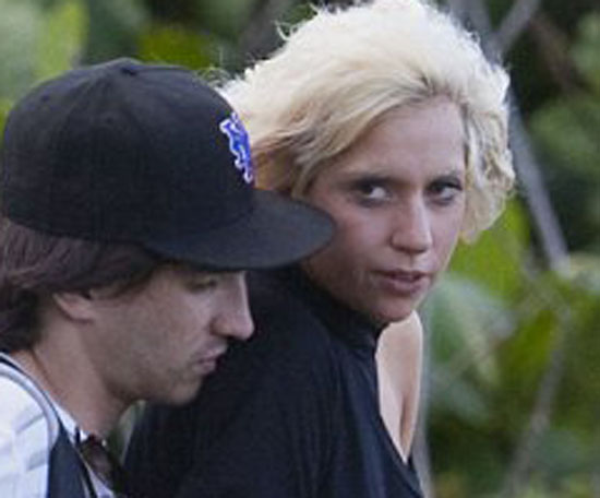 Lady Gaga No Makeup! Yikes!